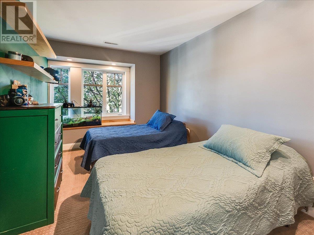 7124 Broadway, Burnaby, British Columbia  V5A 1R9 - Photo 20 - R3001907