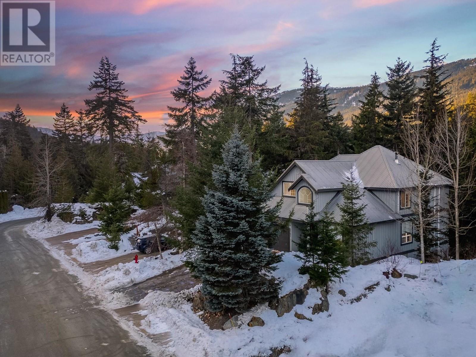 2741 COYOTE PLACE, Whistler, British Columbia