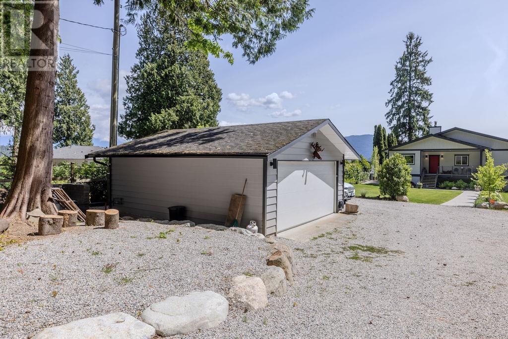 1376 Burns Road, Gibsons, British Columbia  V0N 1V1 - Photo 21 - R3001913