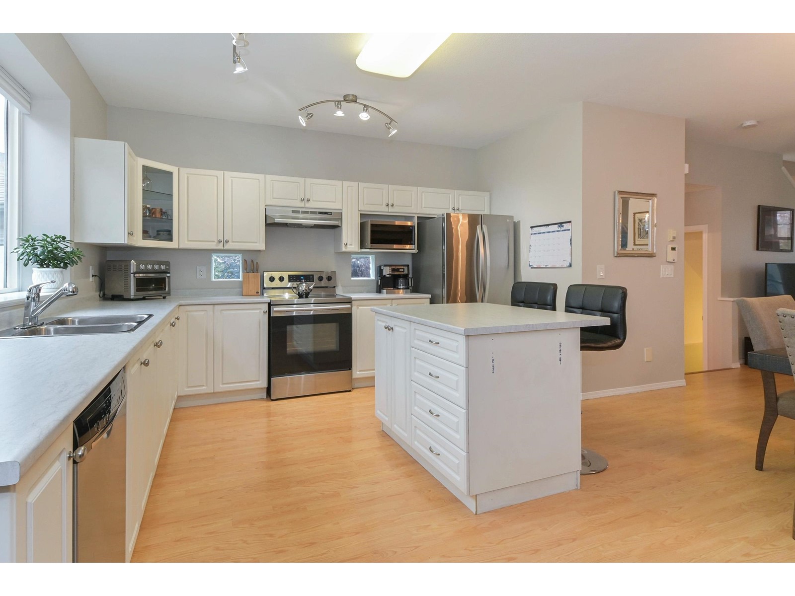 6651 184a Street, Surrey, British Columbia  V3S 9A8 - Photo 11 - R2987233