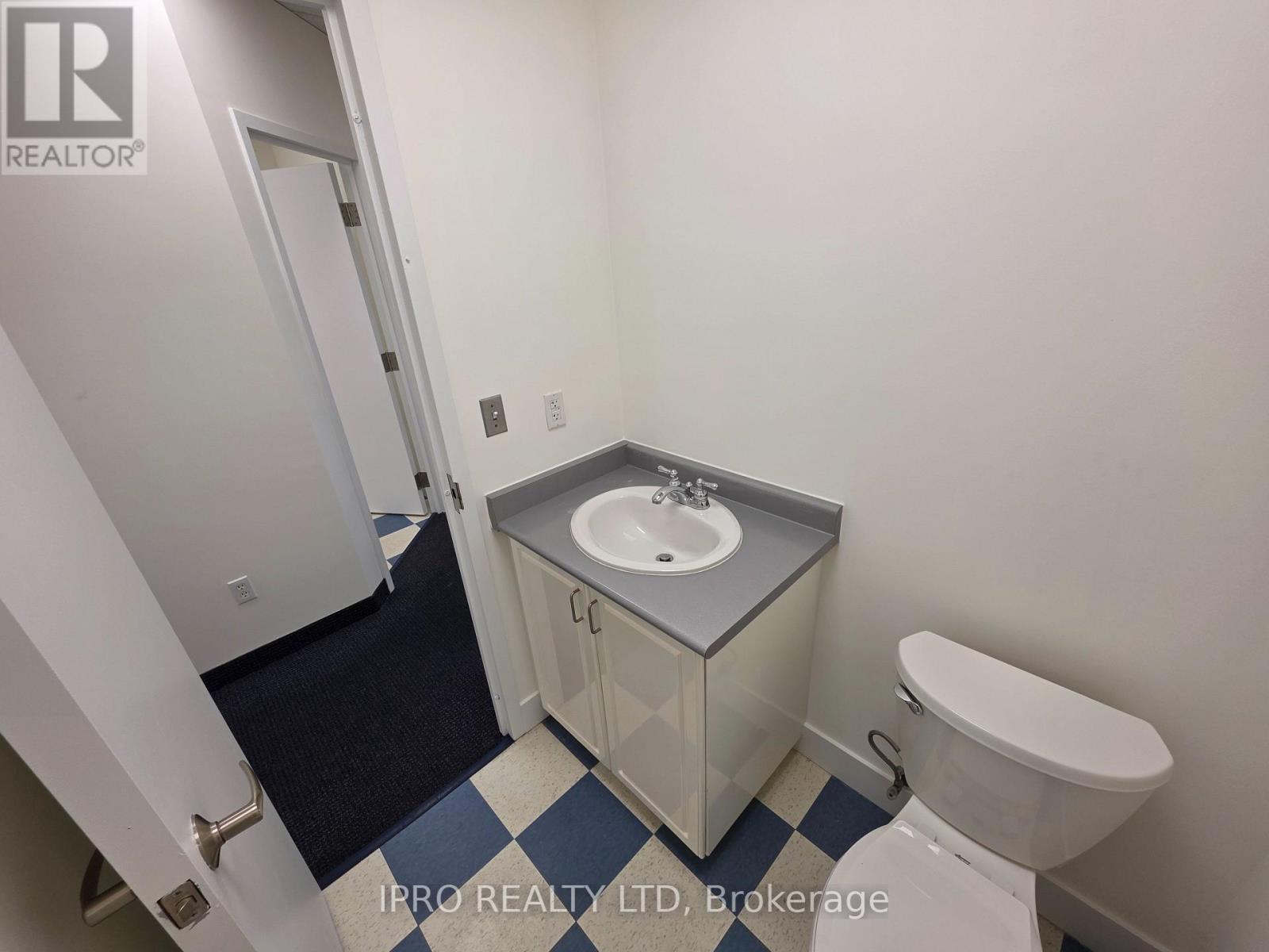 307 - 2250 Bovaird Drive E, Brampton (Sandringham-Wellington), Ontario  L6R 0W3 - Photo 16 - W12142323
