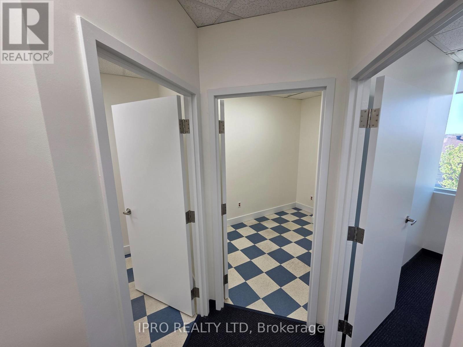 307 - 2250 Bovaird Drive E, Brampton (Sandringham-Wellington), Ontario  L6R 0W3 - Photo 24 - W12142323