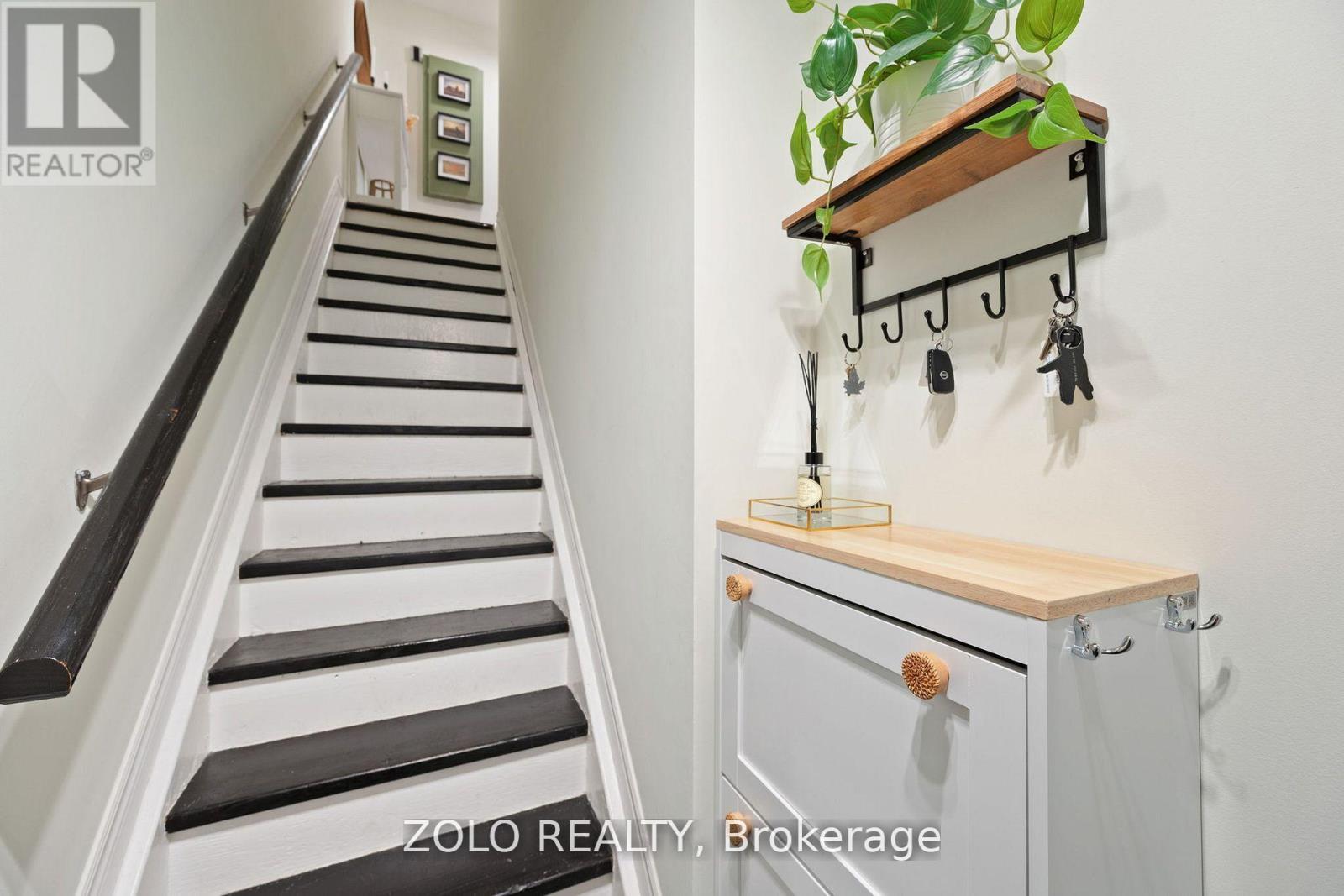 Property at 2 - 13 CHELTENHAM ROAD image 3