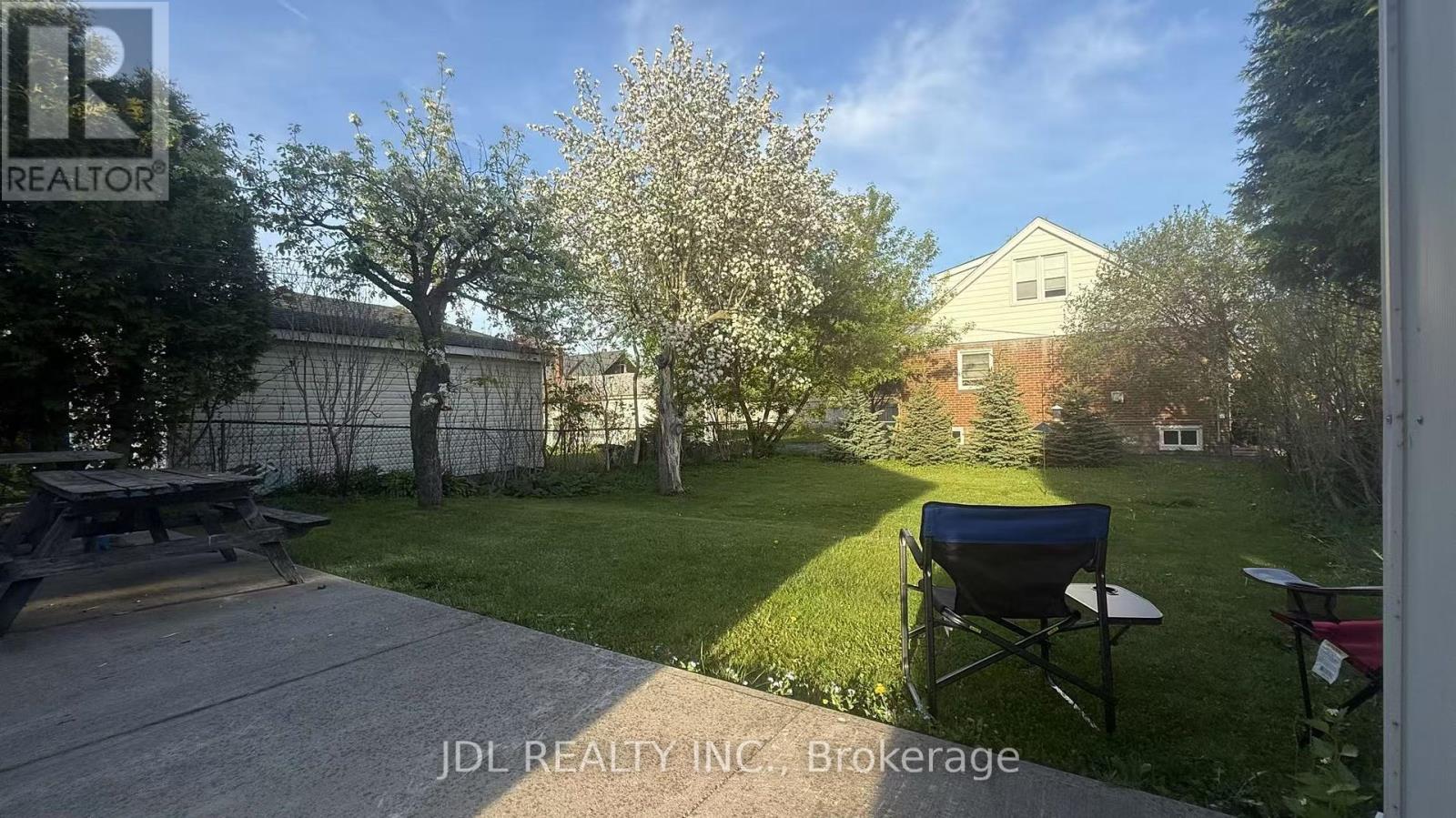 317 Parkdale Avenue S, Hamilton, Ontario  L8K 3P9 - Photo 15 - X12140537