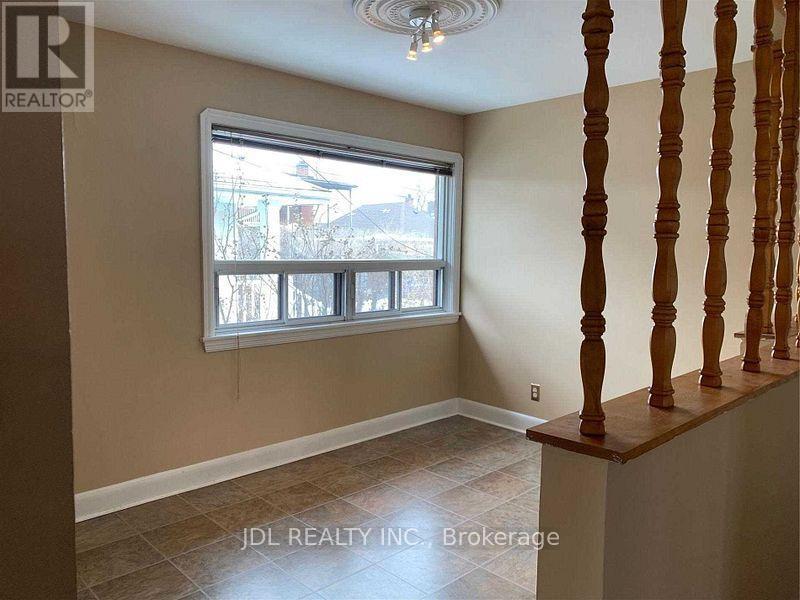 317 Parkdale Avenue S, Hamilton, Ontario  L8K 3P9 - Photo 8 - X12140537