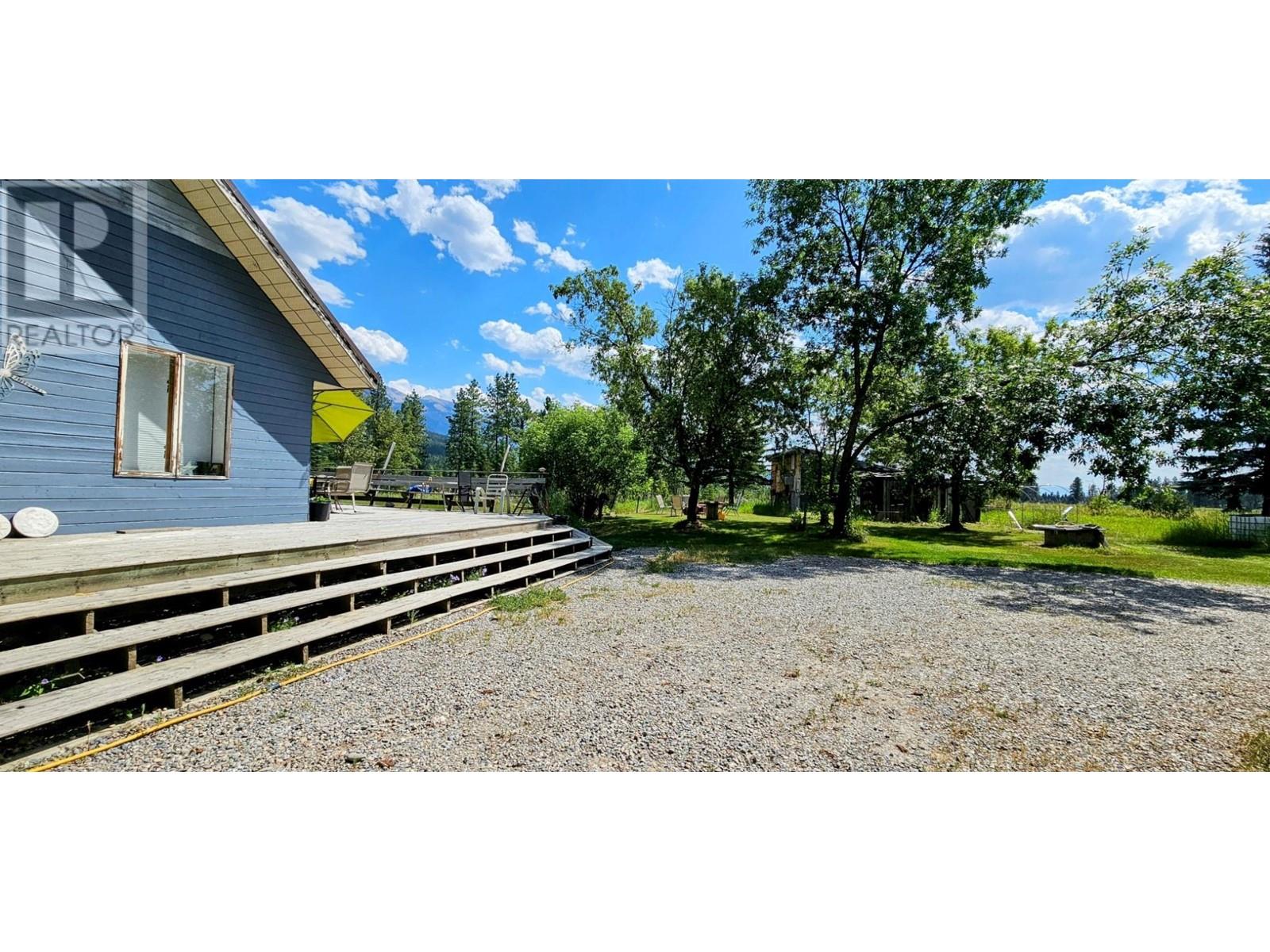 3560 Island Pond Road, Skookumchuck, British Columbia  V0B 2E0 - Photo 45 - 10346436