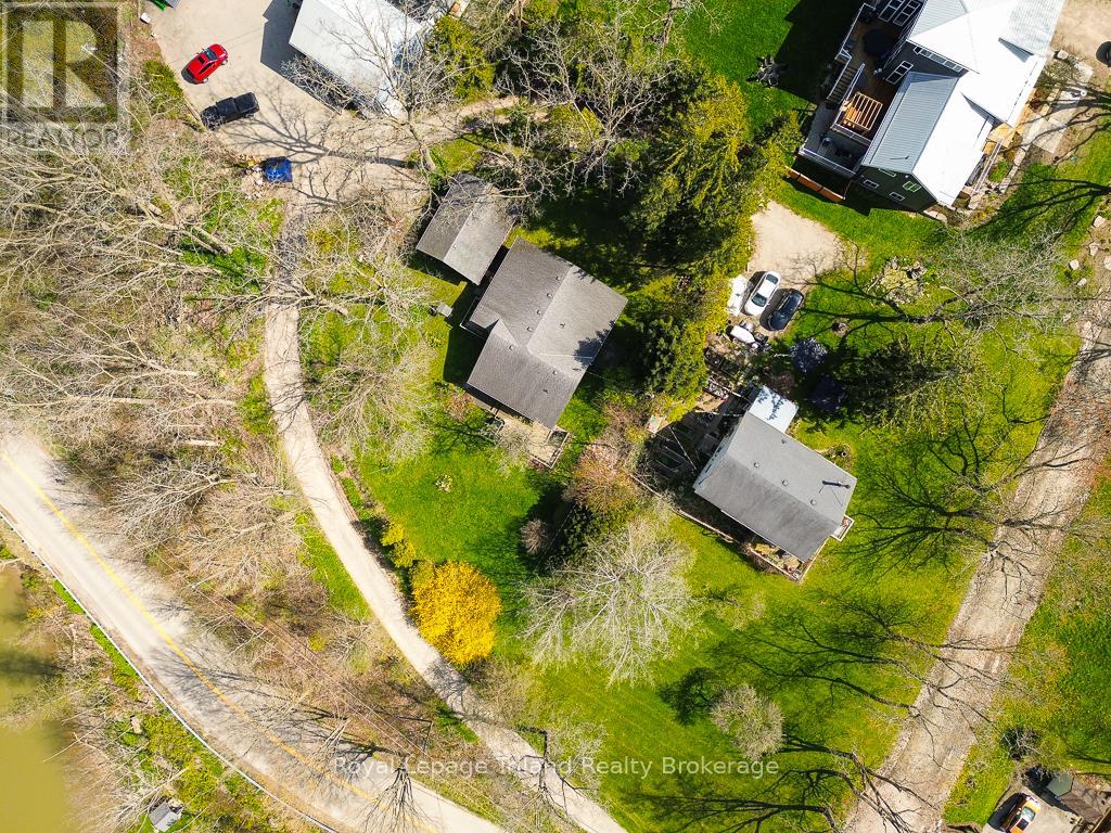 3435 Colin Street, Malahide, Ontario  N5H 2R2 - Photo 3 - X12143272