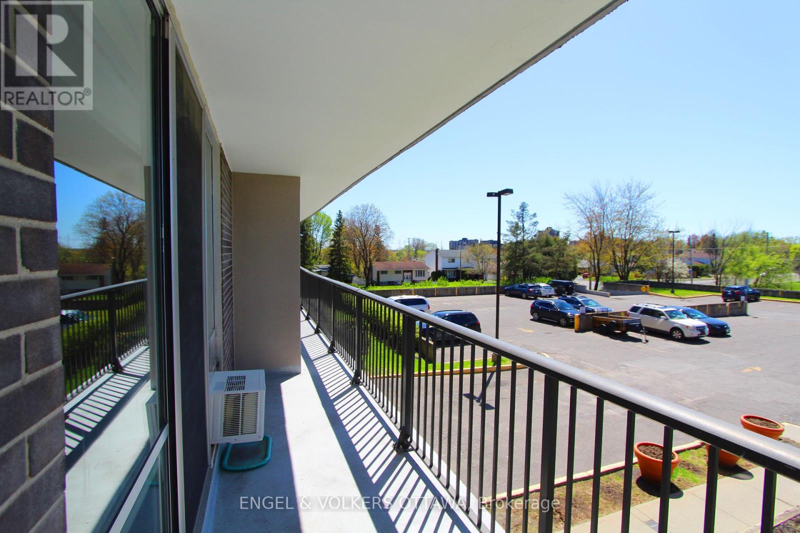 210 - 2400 Virginia Drive, Ottawa, Ontario  K1H 8L3 - Photo 17 - X12143262