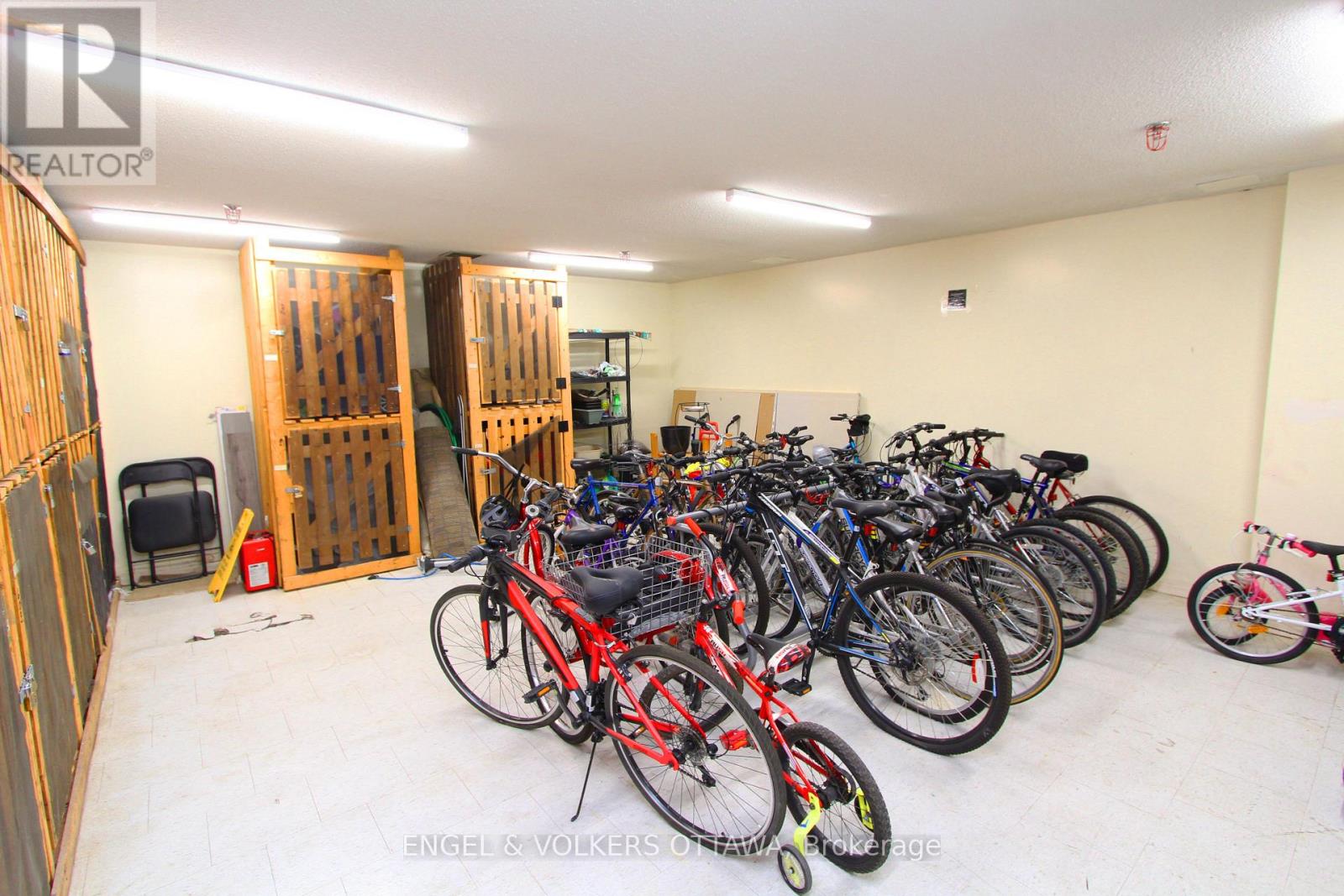 210 - 2400 Virginia Drive, Ottawa, Ontario  K1H 8L3 - Photo 25 - X12143262