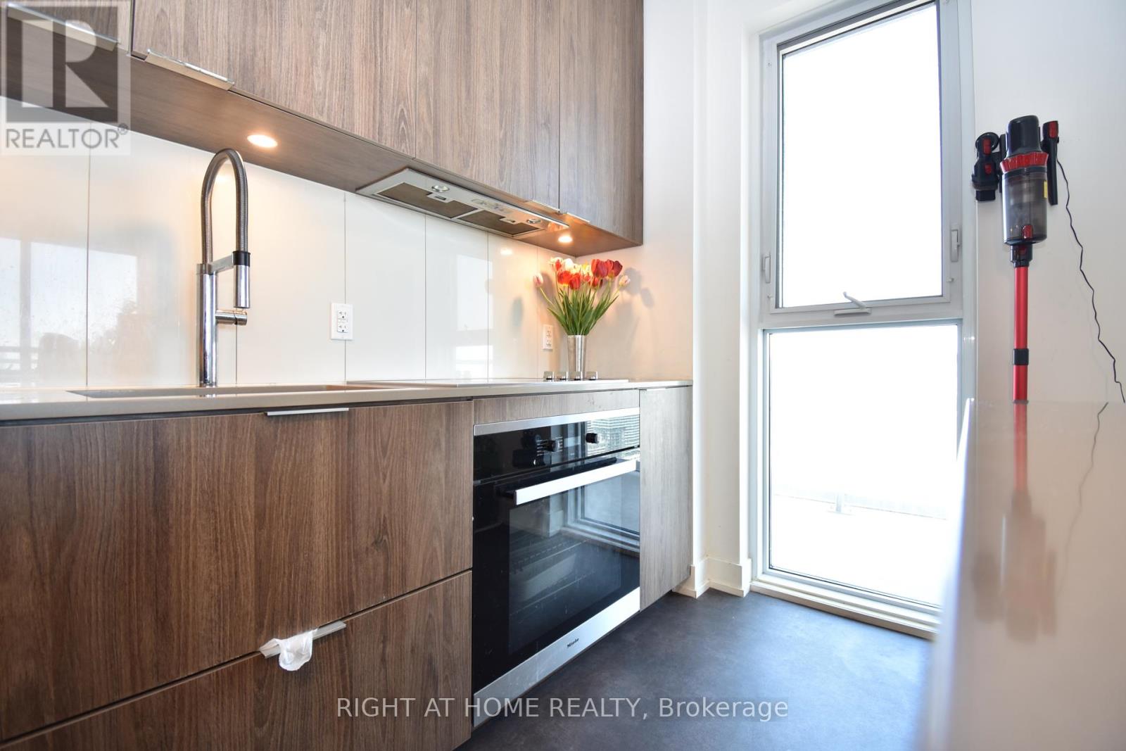 4305 - 15 Lower Jarvis Street, Toronto, Ontario  M5E 0C4 - Photo 11 - C12143266