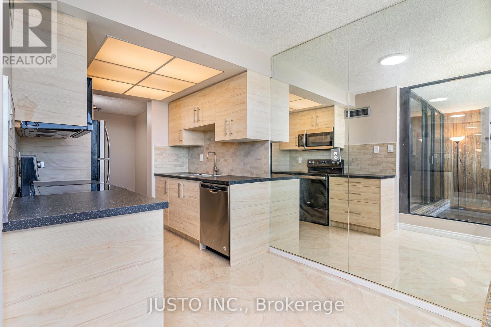 2408 - 100 Antibes Drive, Toronto, Ontario  M2R 3N1 - Photo 7 - C12143280