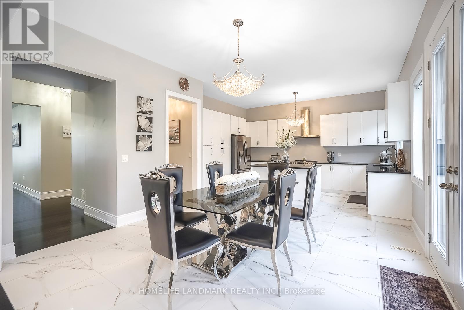 56 Taurus Crescent, East Gwillimbury, Ontario  L9N 0P9 - Photo 15 - N12143270