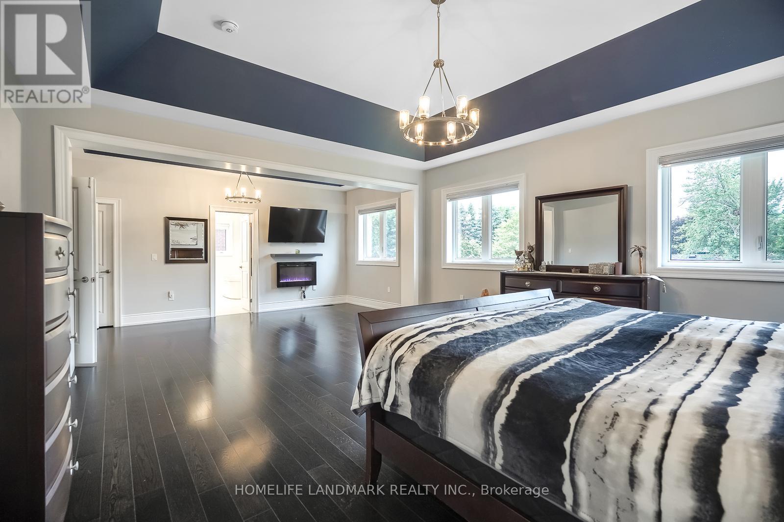 56 Taurus Crescent, East Gwillimbury (Sharon), Ontario  L9N 0P9 - Photo 21 - N12143270