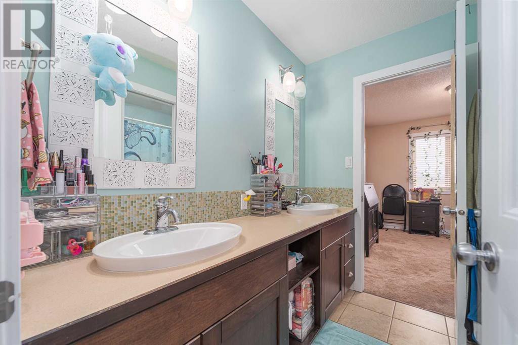 503 Canyon Cove W, Lethbridge, Alberta  T1K 2N4 - Photo 22 - A2207412