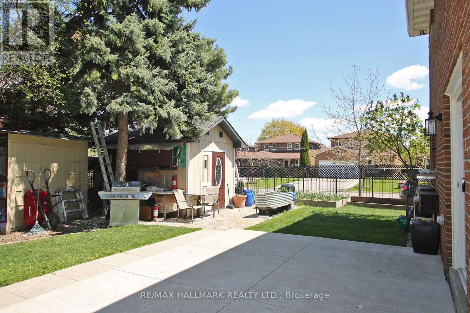 1 - 3 Pottery Crescent, Brampton, Ontario  L6S 3S2 - Photo 11 - W12143256