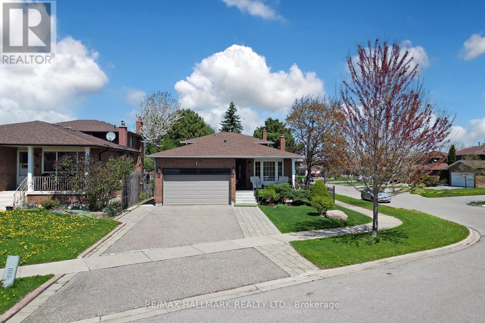 1 - 3 Pottery Crescent, Brampton, Ontario  L6S 3S2 - Photo 17 - W12143256