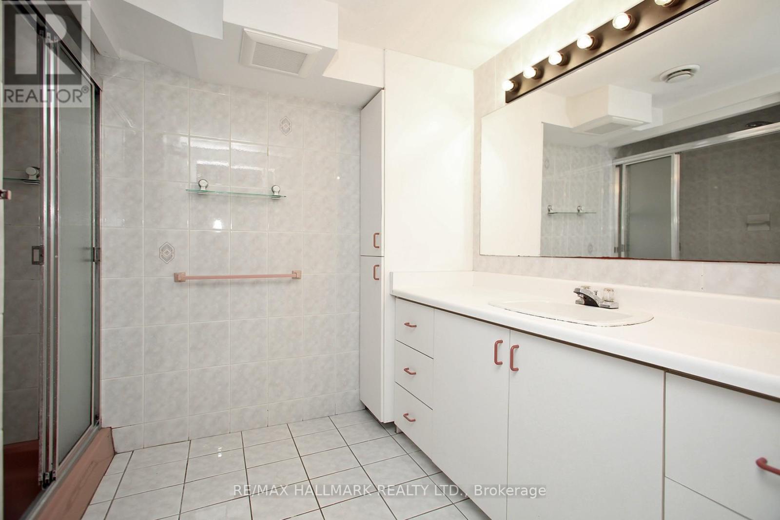 1 - 3 Pottery Crescent, Brampton, Ontario  L6S 3S2 - Photo 9 - W12143256