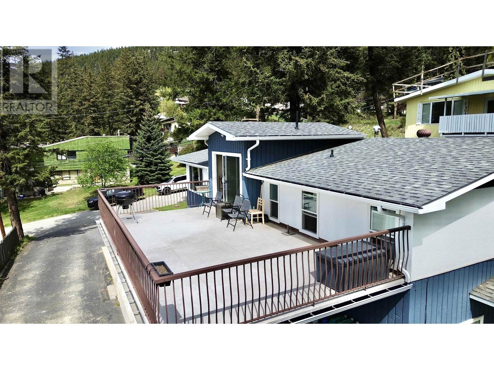 Property at 1011 TOOP ROAD image 4