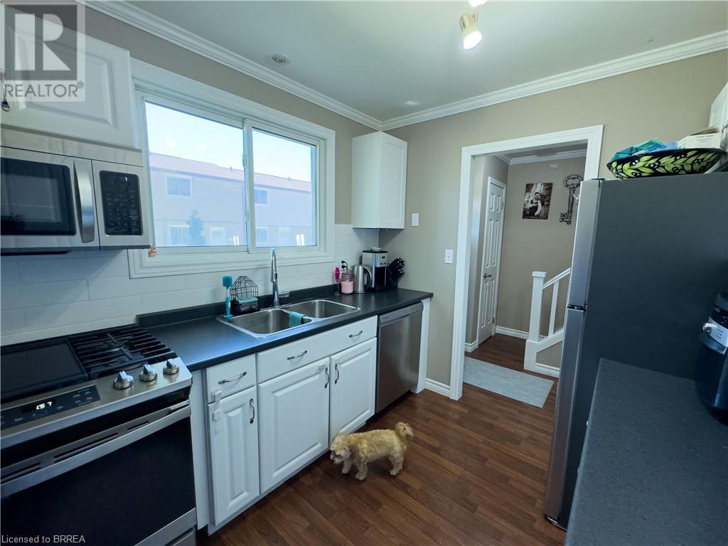 Property at 379 DARLING Street Unit# 18 image 3