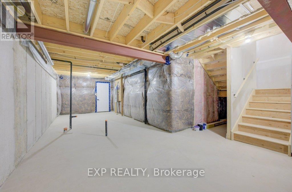 30 Anne Street W, Minto, Ontario  N0G 1Z0 - Photo 23 - X12143268
