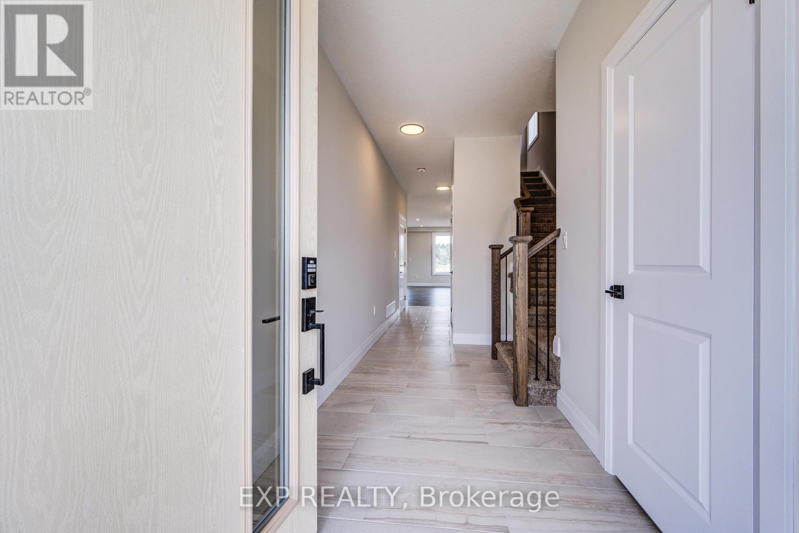 Property at 102 THACKERAY WAY image 4