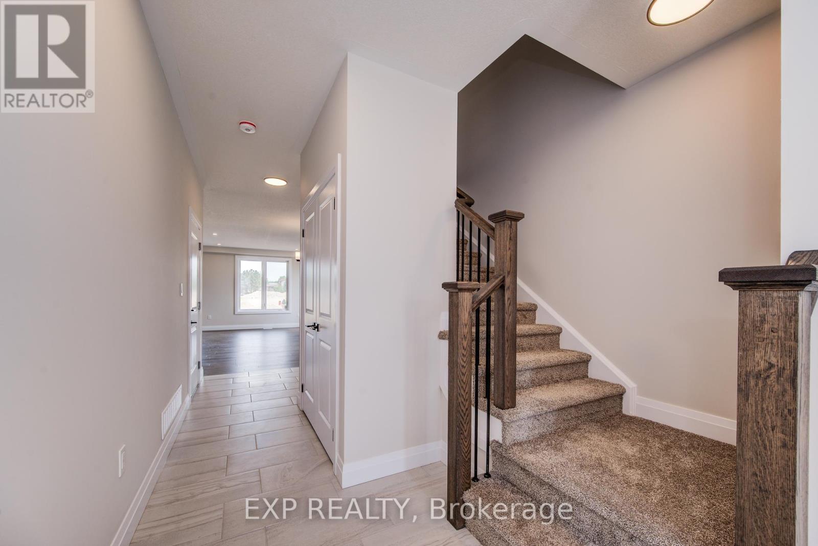 102 Thackeray Way, Minto, Ontario  N0G 1Z0 - Photo 9 - X12143279