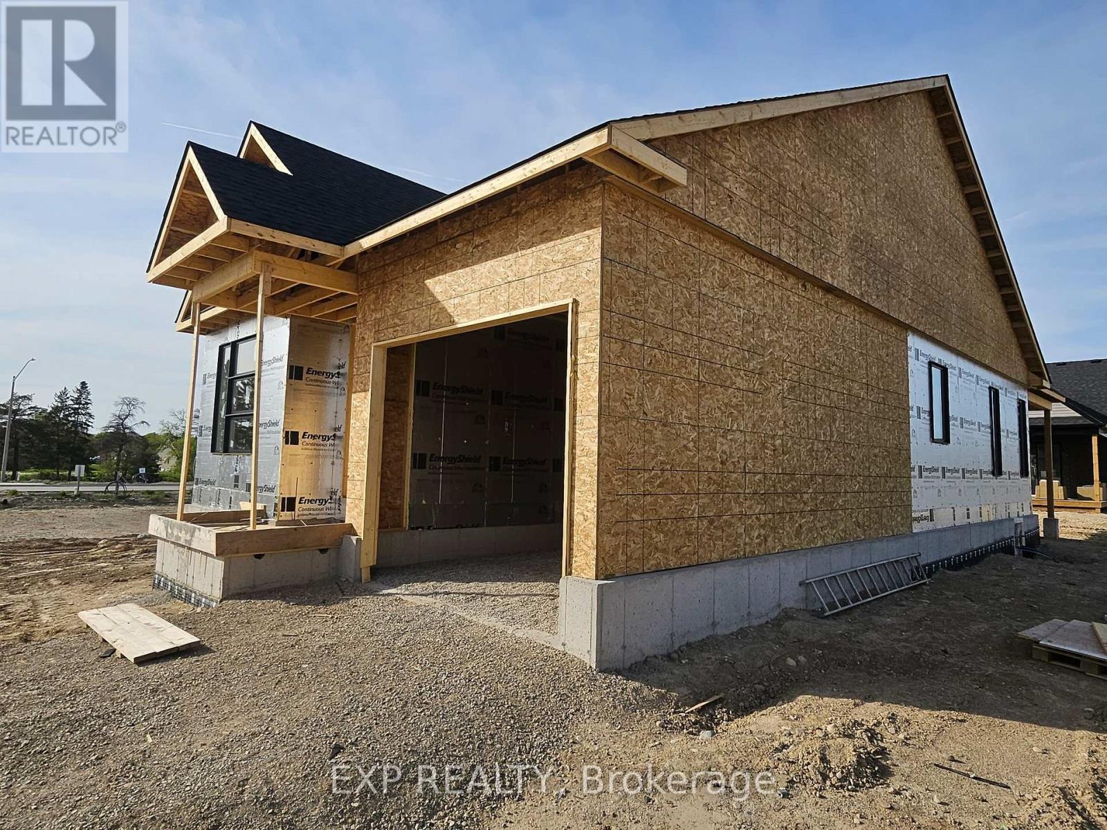 Property at 113 THACKERAY WAY image 3