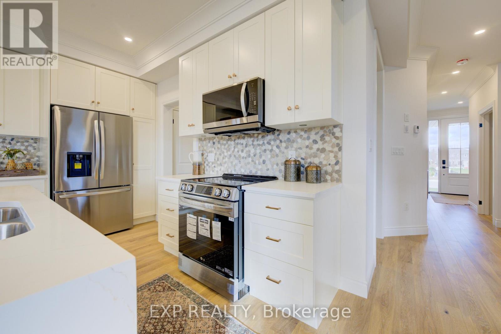 109 Thackeray Way, Minto, Ontario  N0G 1Z0 - Photo 10 - X12143284