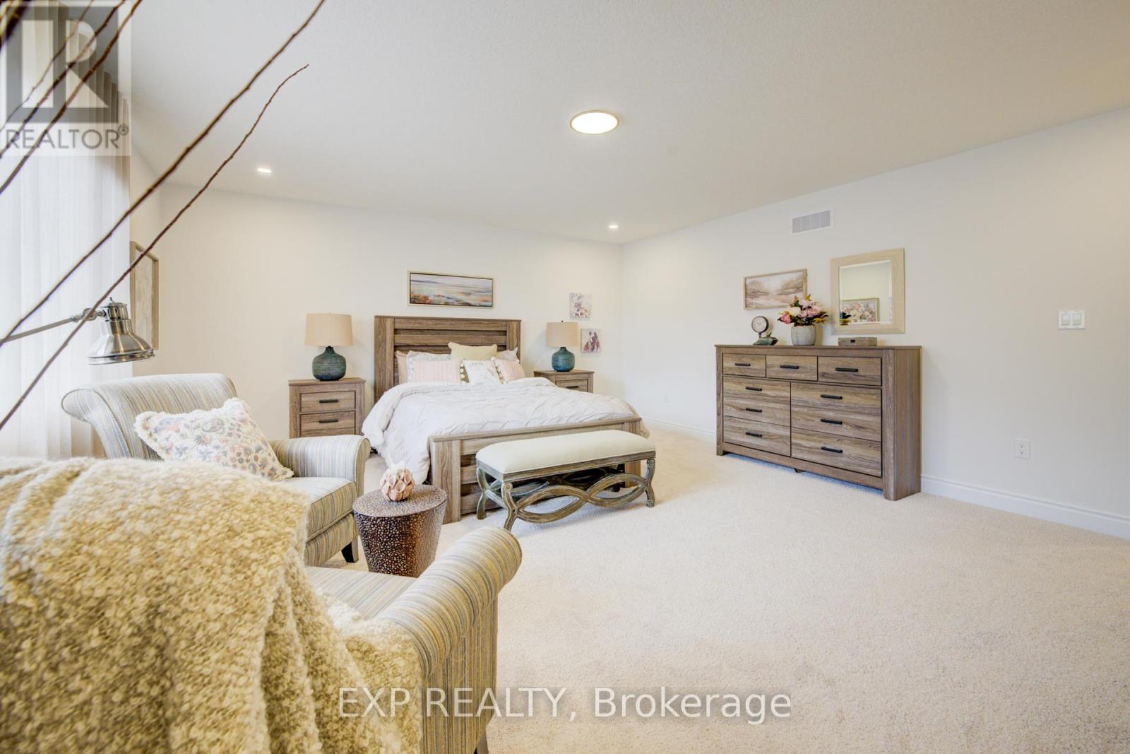 109 Thackeray Way, Minto, Ontario  N0G 1Z0 - Photo 29 - X12143284