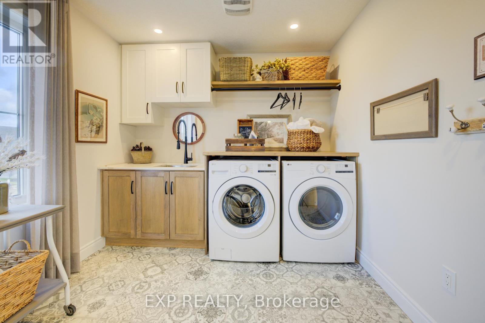 109 Thackeray Way, Minto, Ontario  N0G 1Z0 - Photo 35 - X12143284