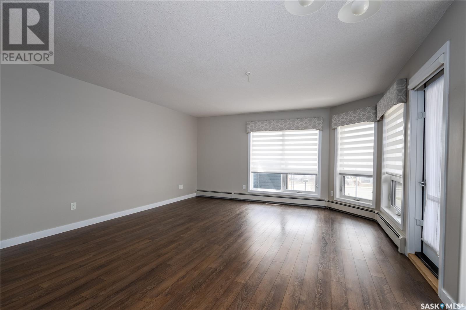 214 2321 Windsor Park Road, Regina, Saskatchewan  S4V 3N2 - Photo 6 - SK005324