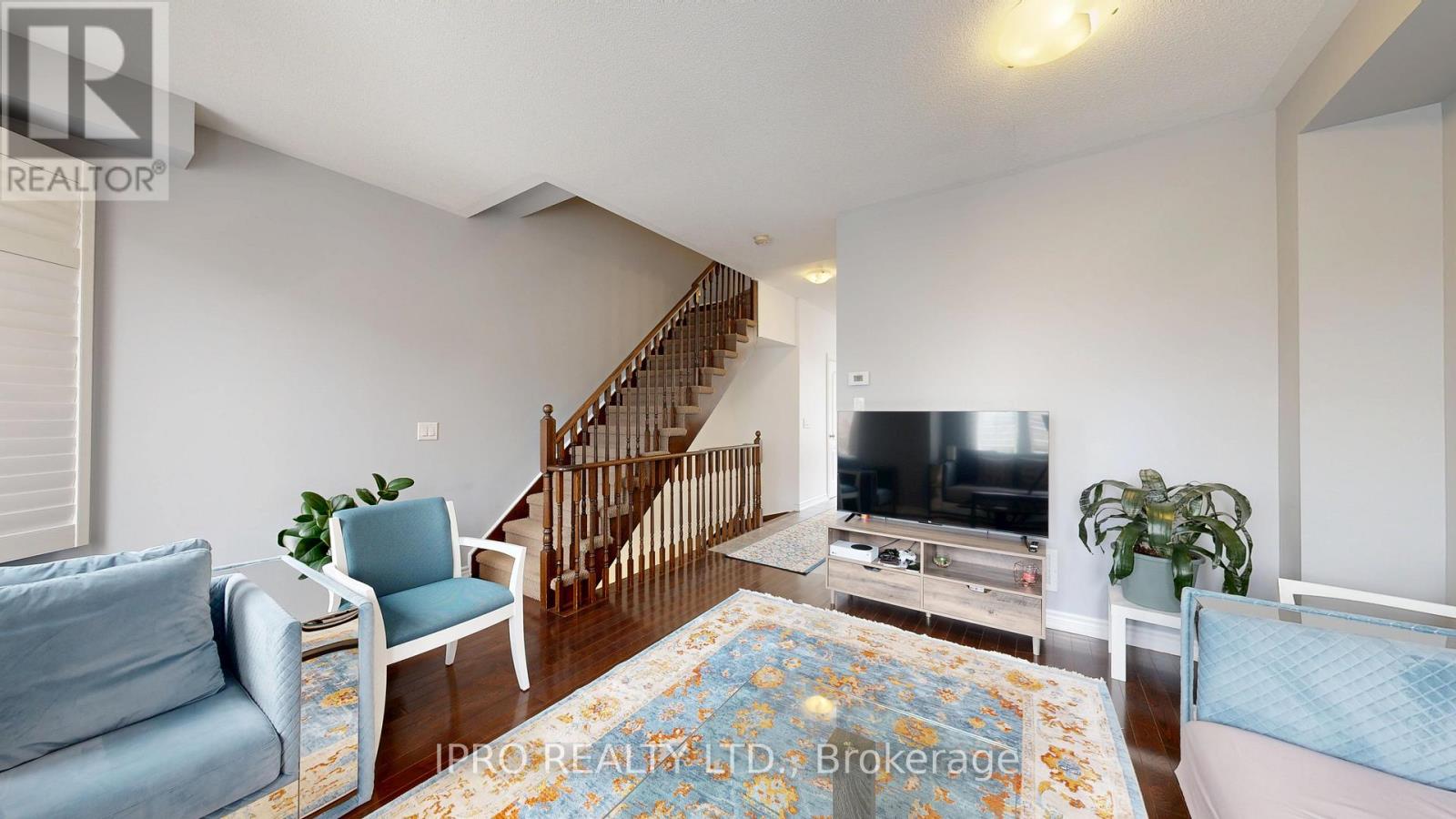 8 Bakewell Street, Brampton, Ontario  L5L 2E5 - Photo 14 - W12129015