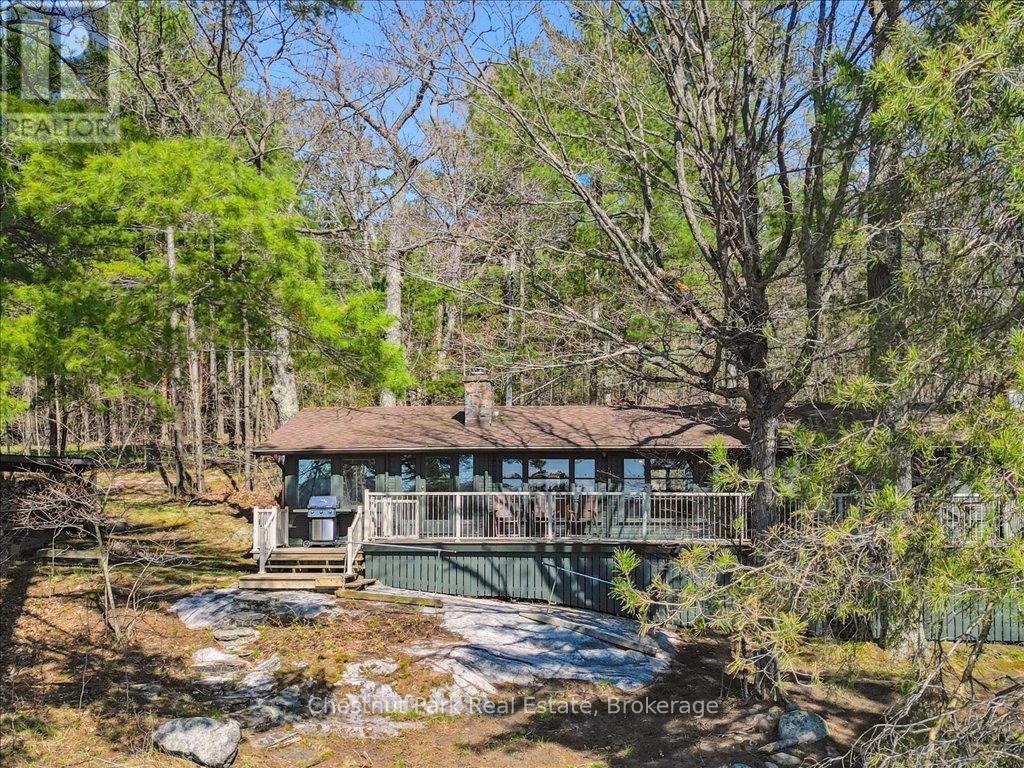 1049 Sagamo Boulevard, Muskoka Lakes, Ontario  P0B 1J0 - Photo 3 - X12143299