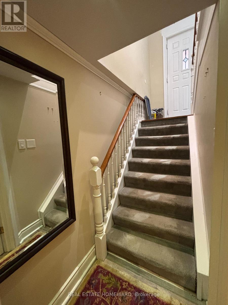 78 Hubbard Boulevard, Toronto, Ontario  M4E 1A5 - Photo 8 - E12143303