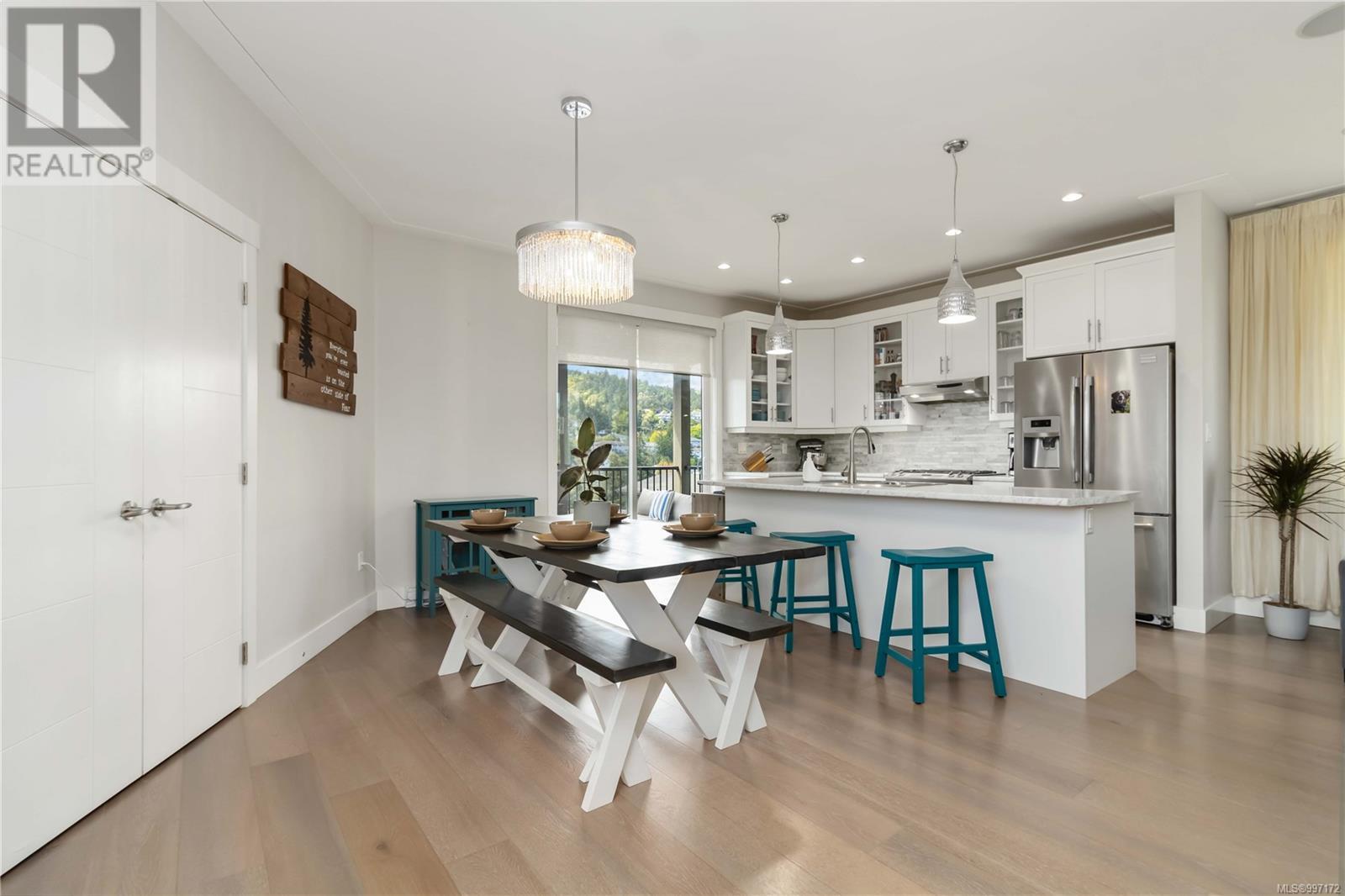Property at 775 Egret Close image 5