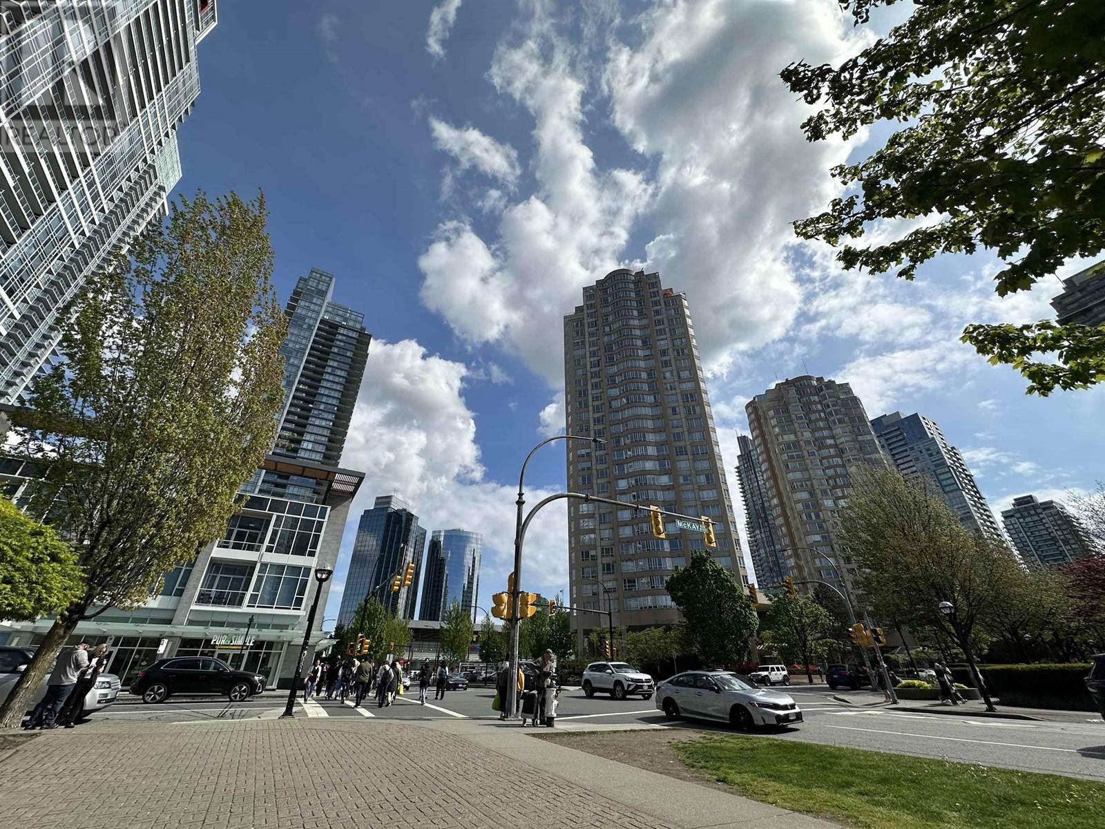 1330 4500 Kingsway Street, Burnaby, British Columbia  V5H 2A9 - Photo 4 - C8069125