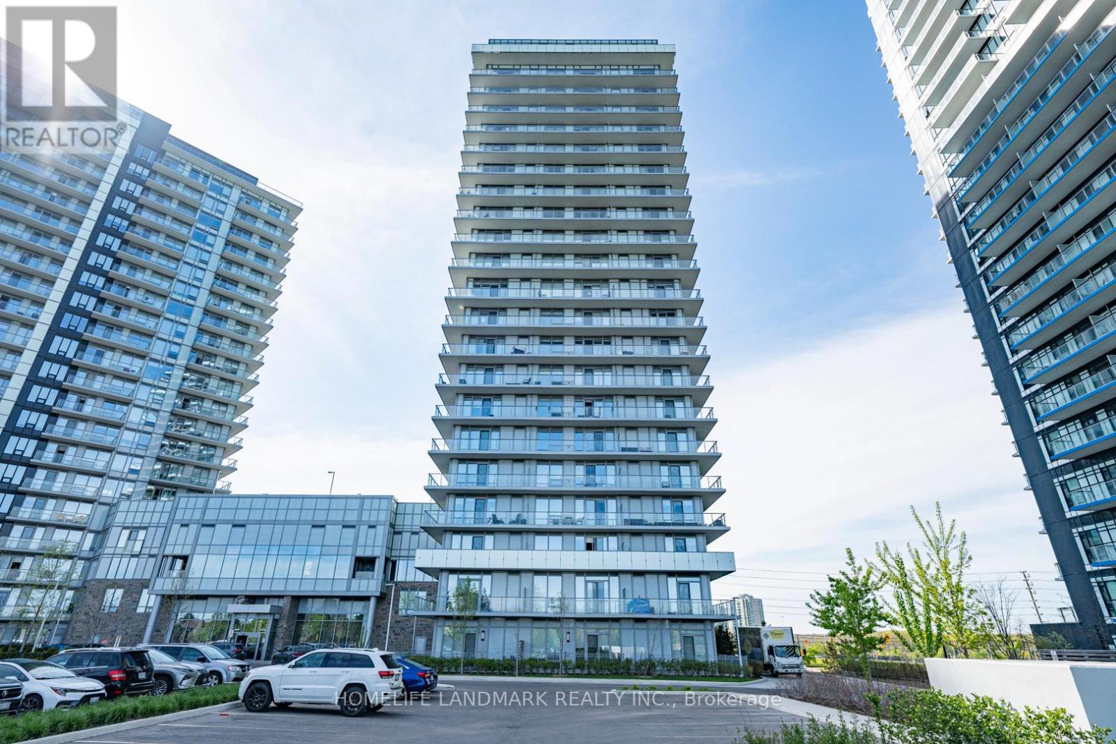1601 - 4675 METCALFE AVENUE, Mississauga, Ontario