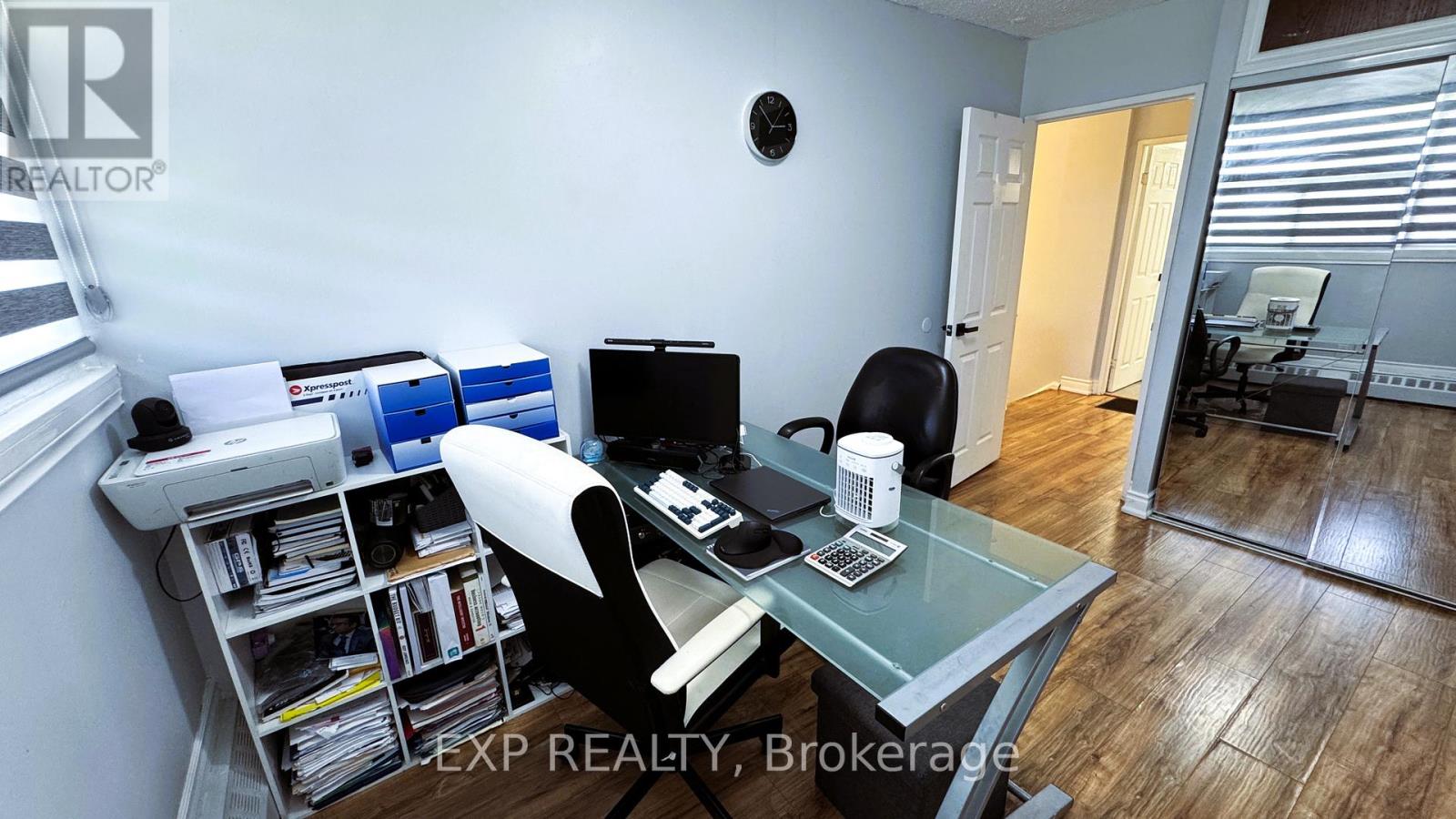 302 - 2121 Roche Court, Mississauga, Ontario  L5K 2C7 - Photo 23 - W12143298
