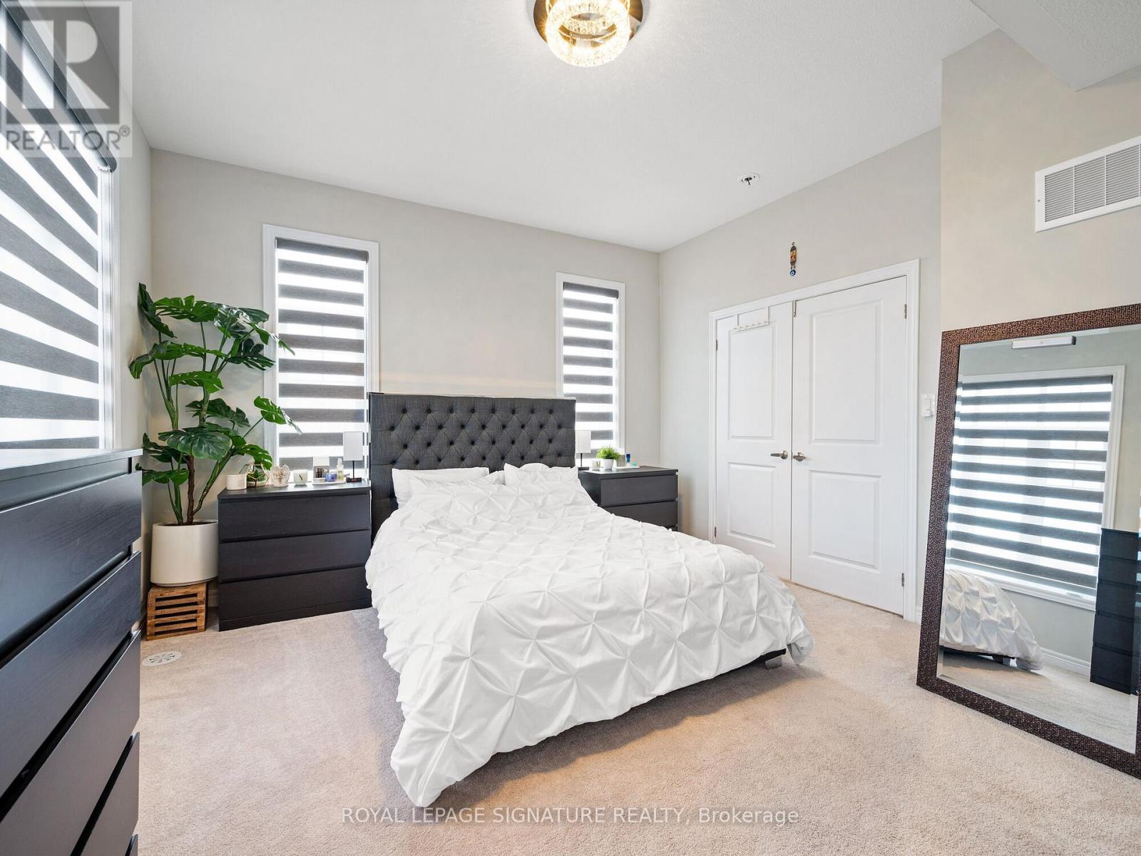 27 Canoe Lane, Hamilton, Ontario  L8K 0A3 - Photo 24 - X12143293