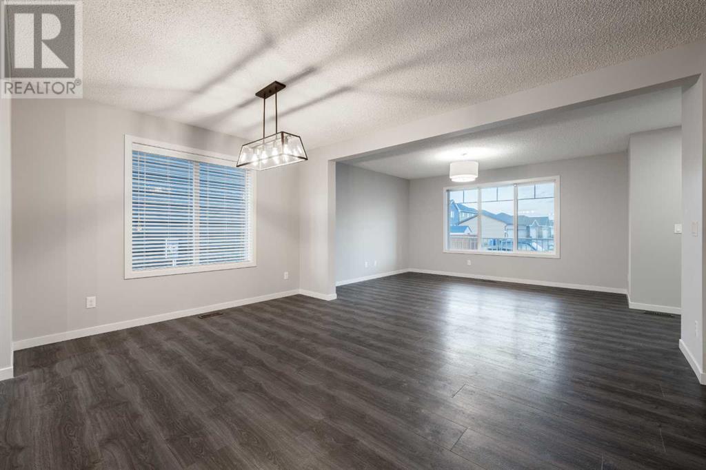 141 Fireside Circle, Cochrane, Alberta  T4C 0Z4 - Photo 11 - A2216059