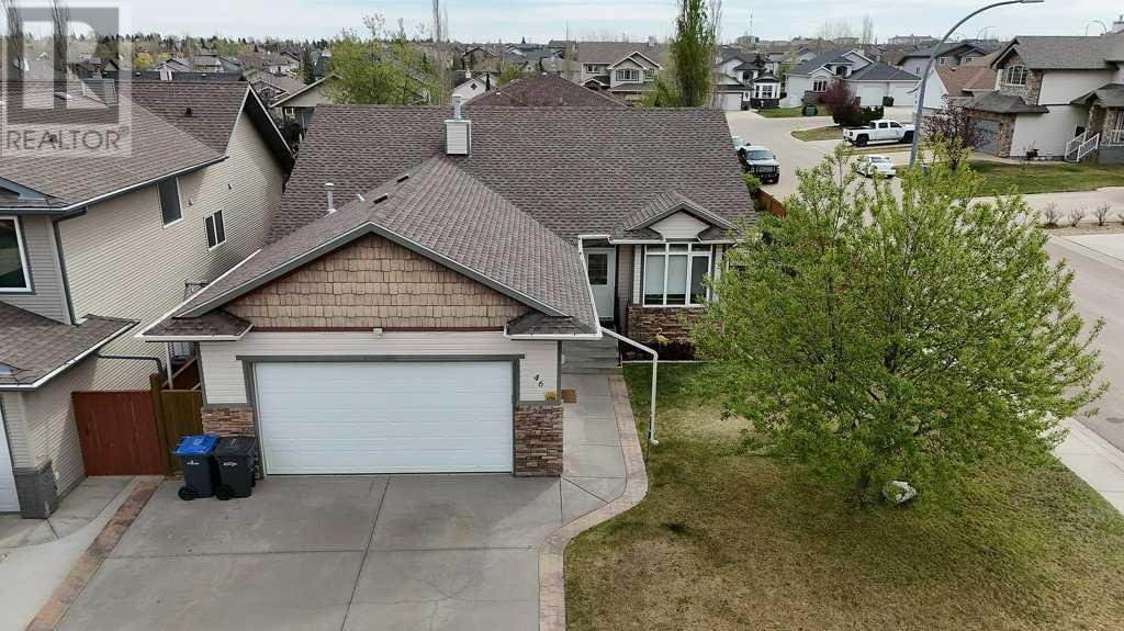 Property at 46 Lindman Close image 1