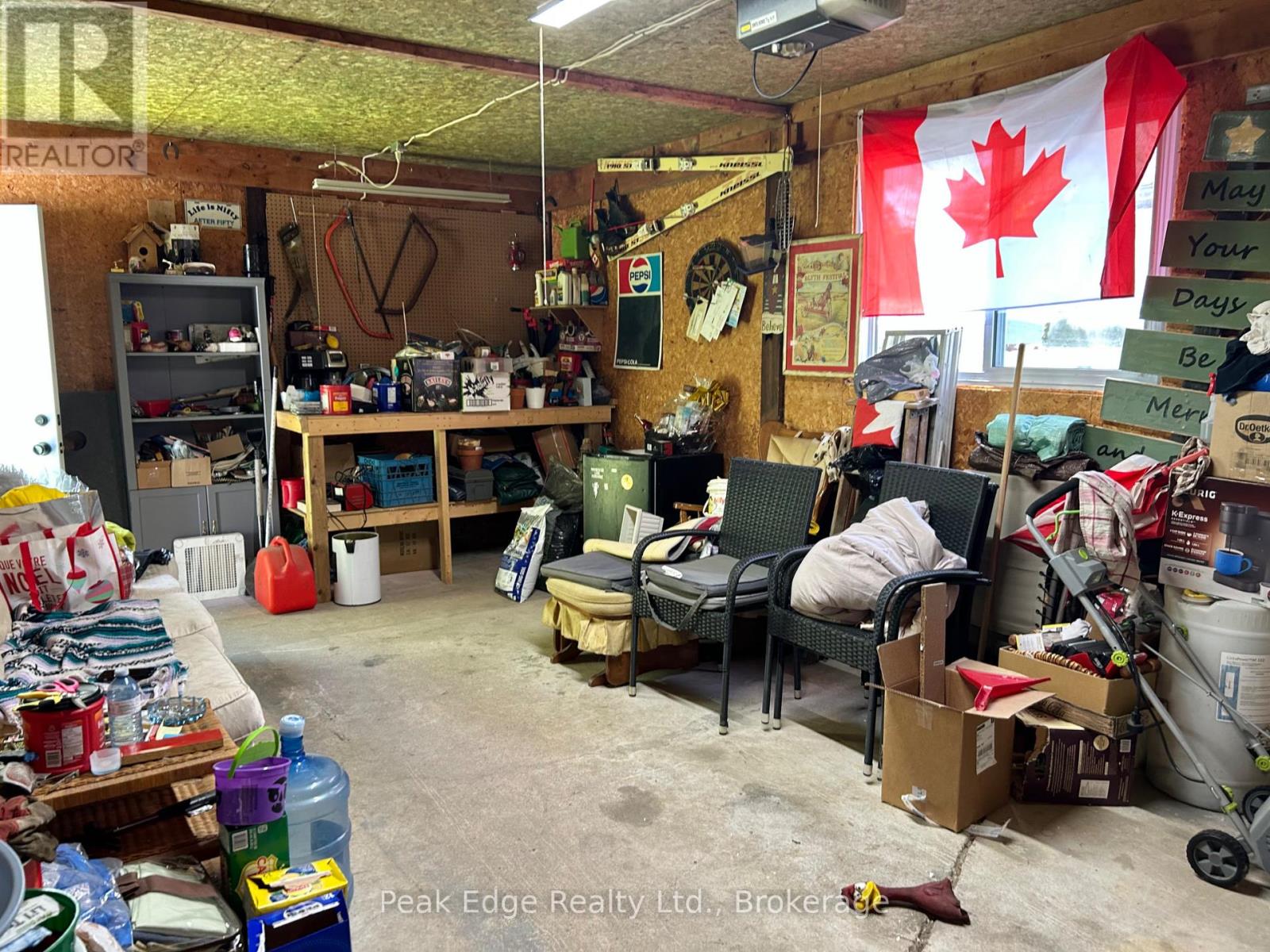 357 8th Street, Hanover, Ontario  N4N 1J9 - Photo 9 - X12143311