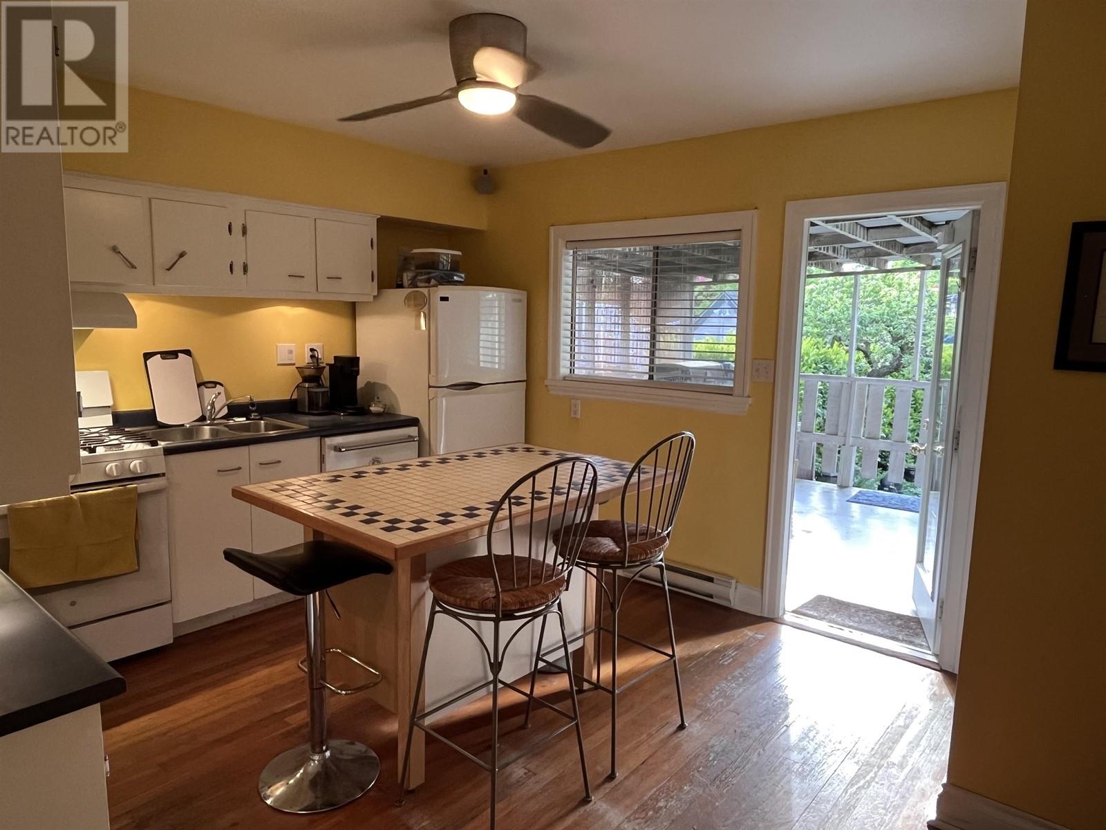 4533 Gothard Street, Vancouver, British Columbia  V5R 3K8 - Photo 6 - R3001455