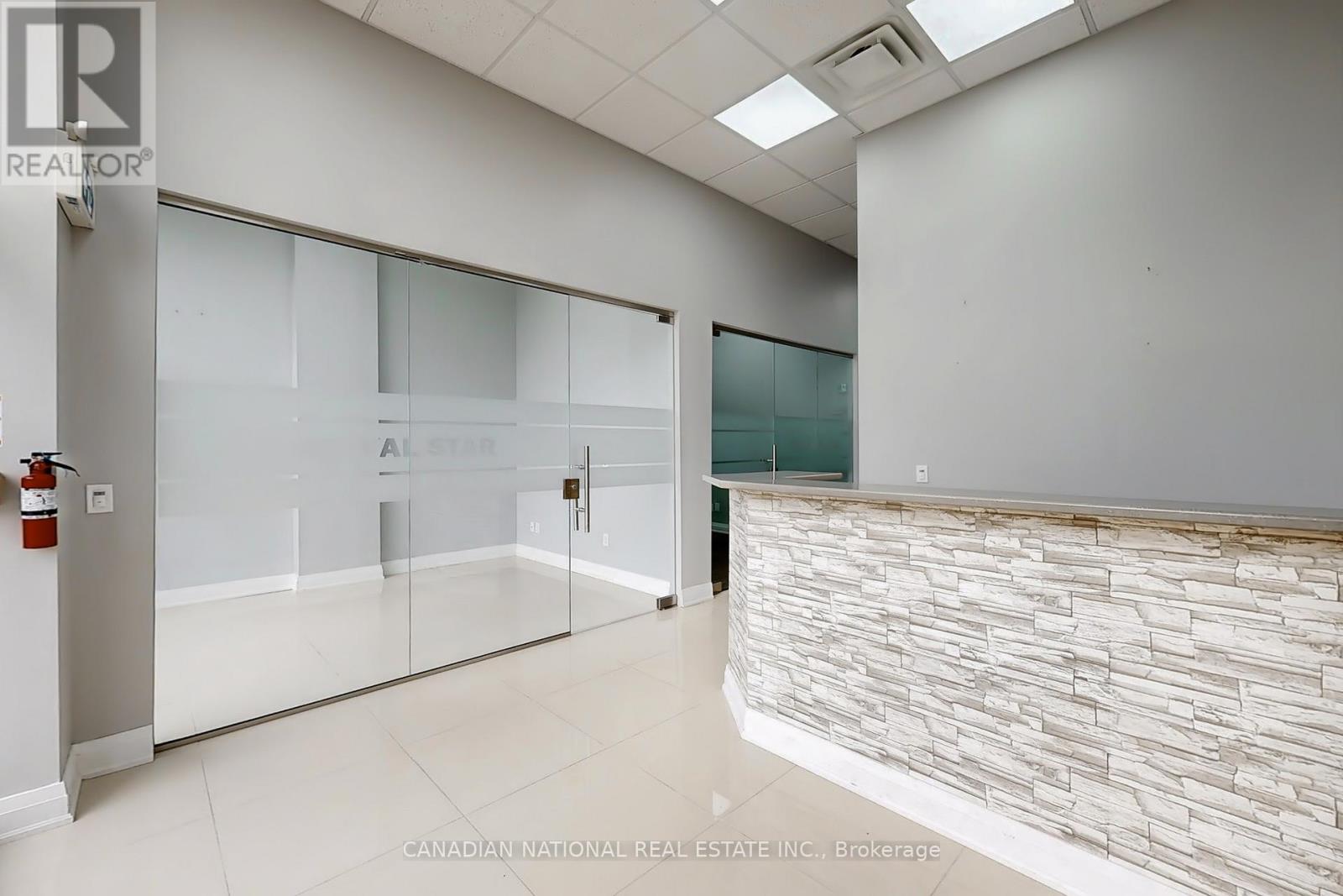 105 - 595 Sheppard Avenue E, Toronto (Bayview Village), Ontario  M2K 1B4 - Photo 10 - C12143329