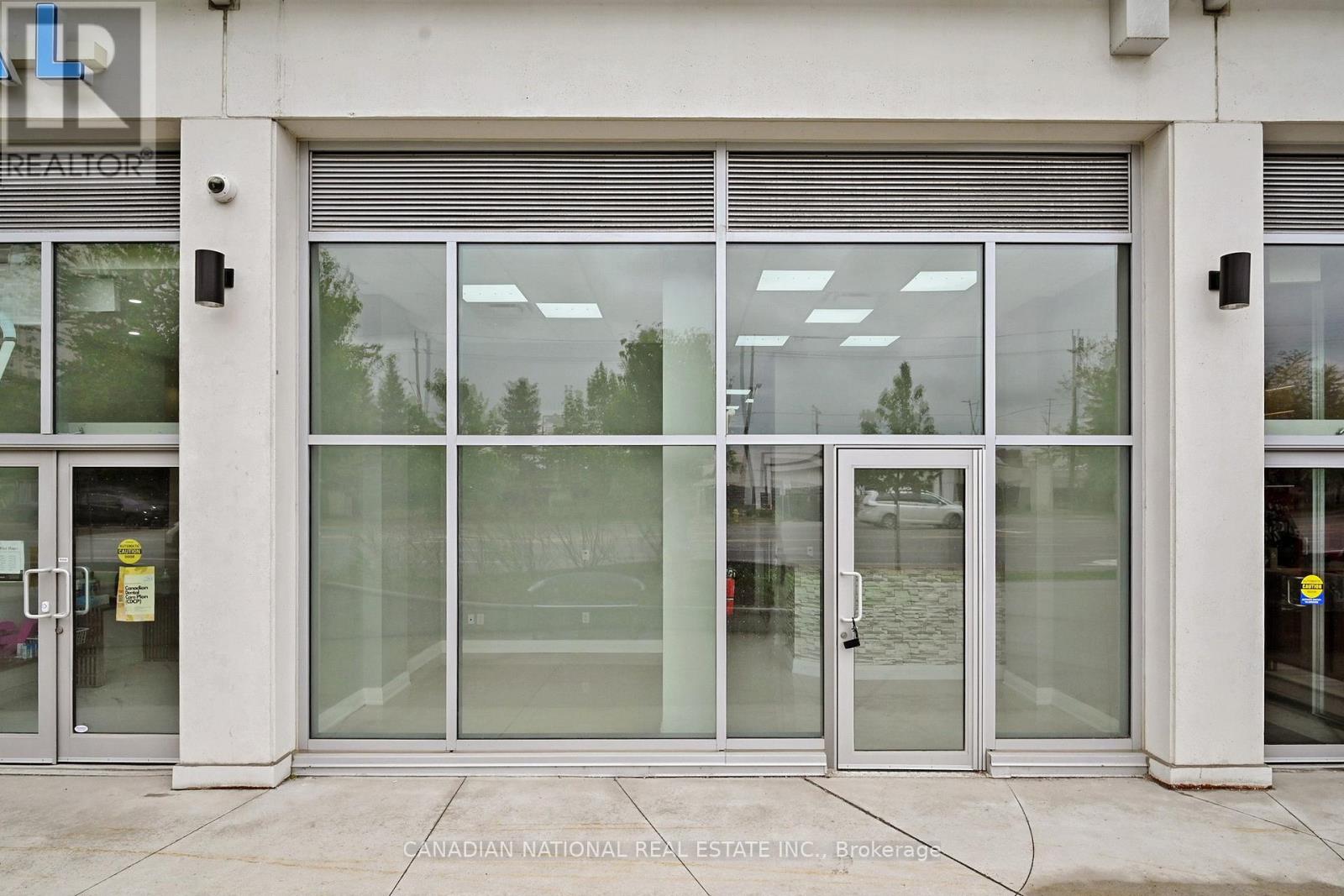 105 - 595 Sheppard Avenue E, Toronto (Bayview Village), Ontario  M2K 1B4 - Photo 4 - C12143329