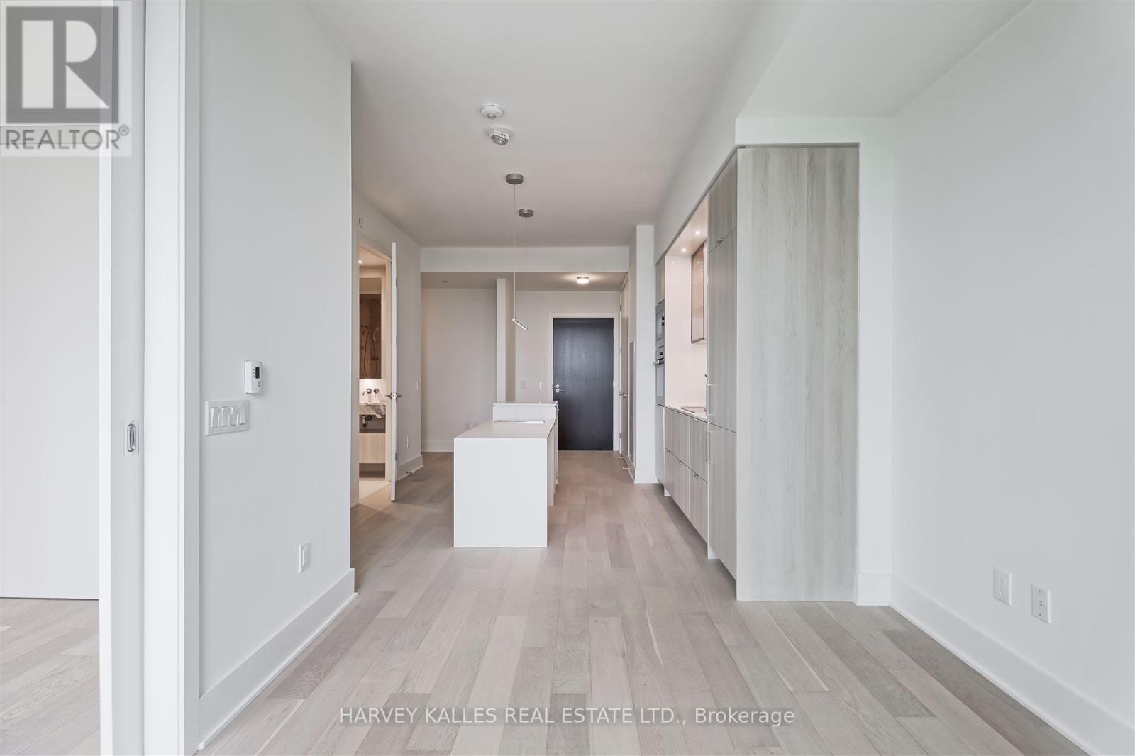 4503 - 11 Yorkville Avenue, Toronto (Annex), Ontario  M4W 1L2 - Photo 18 - C12143333