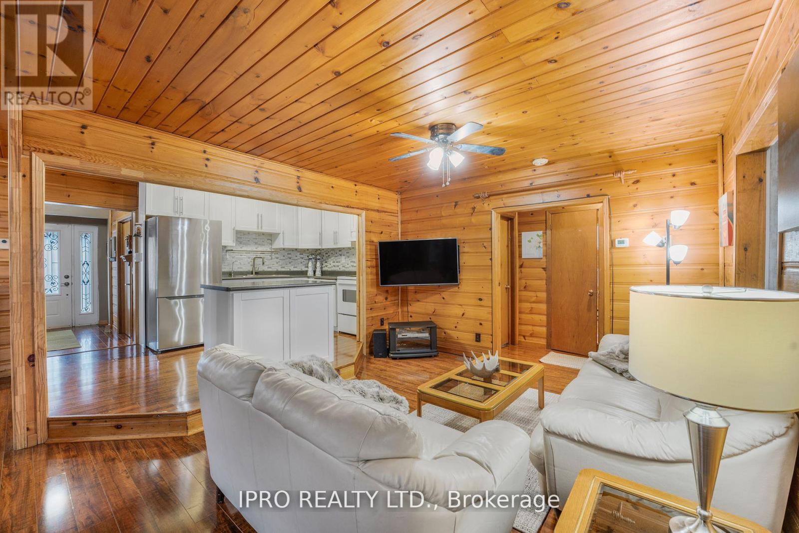 598 Duclos Point Road, Georgina, Ontario  L0E 1N0 - Photo 24 - N12141262
