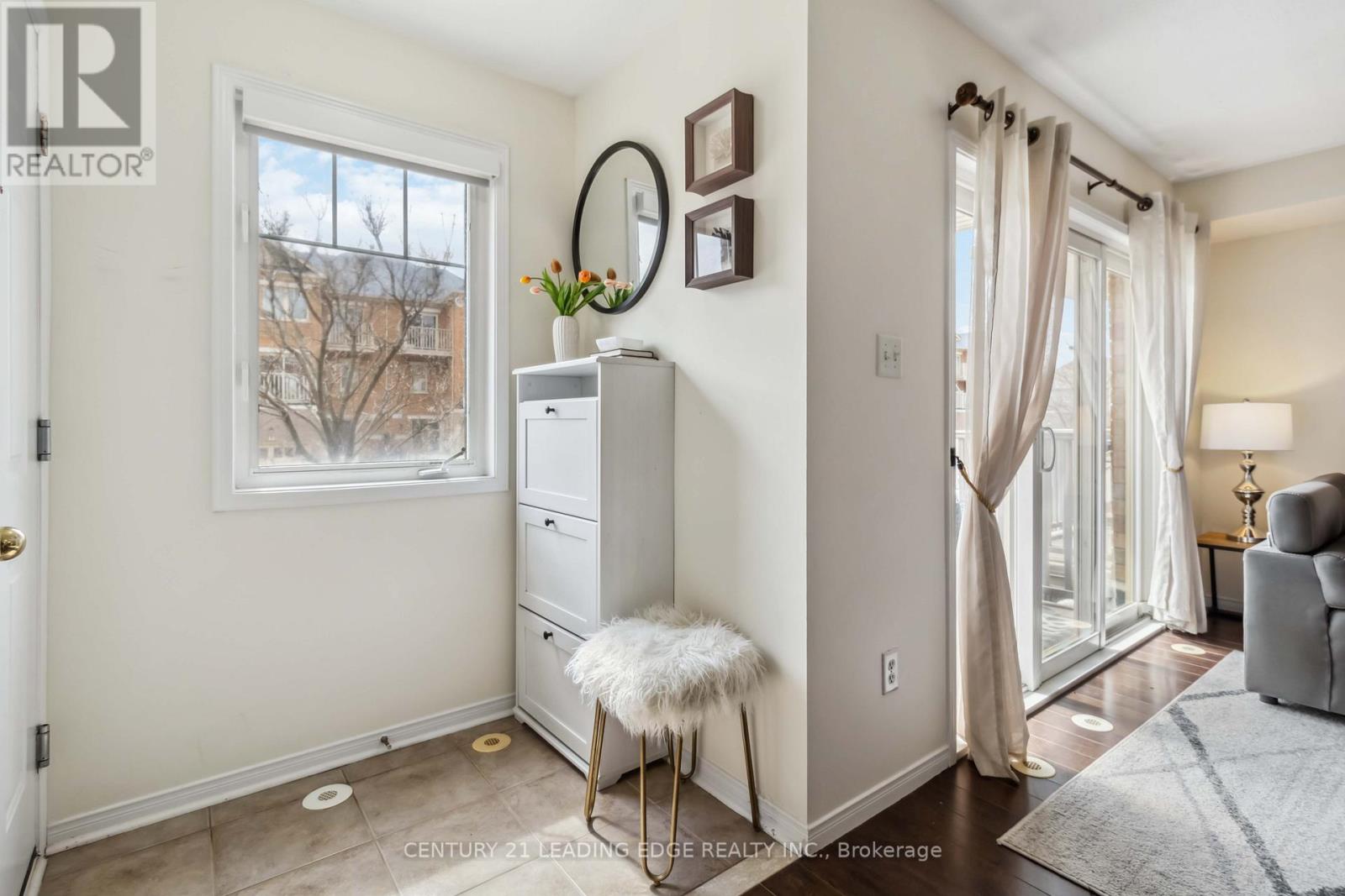 Property at 54 - 5050 INTREPID DRIVE image 3