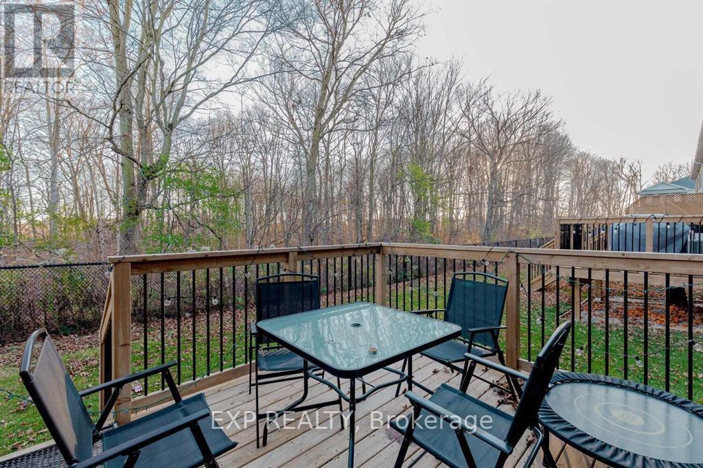 Property at 77 WOODEDGE CIRCLE image 3