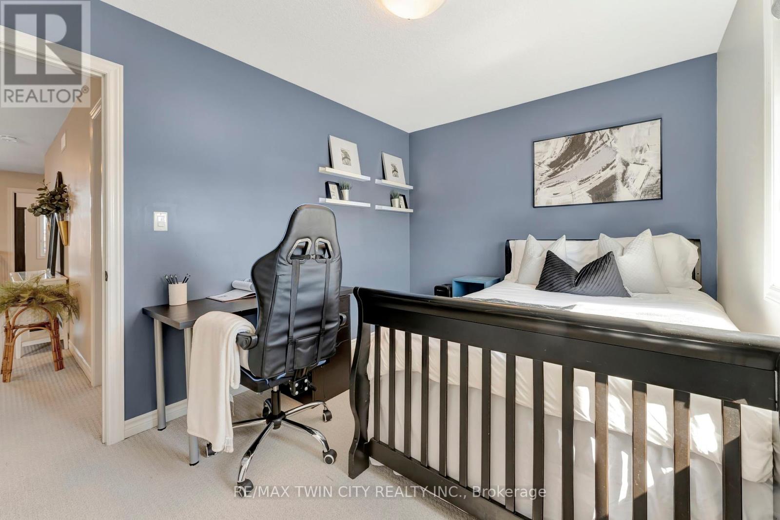 128 Robert Simone Way, North Dumfries, Ontario  N0B 1E0 - Photo 25 - X12051295